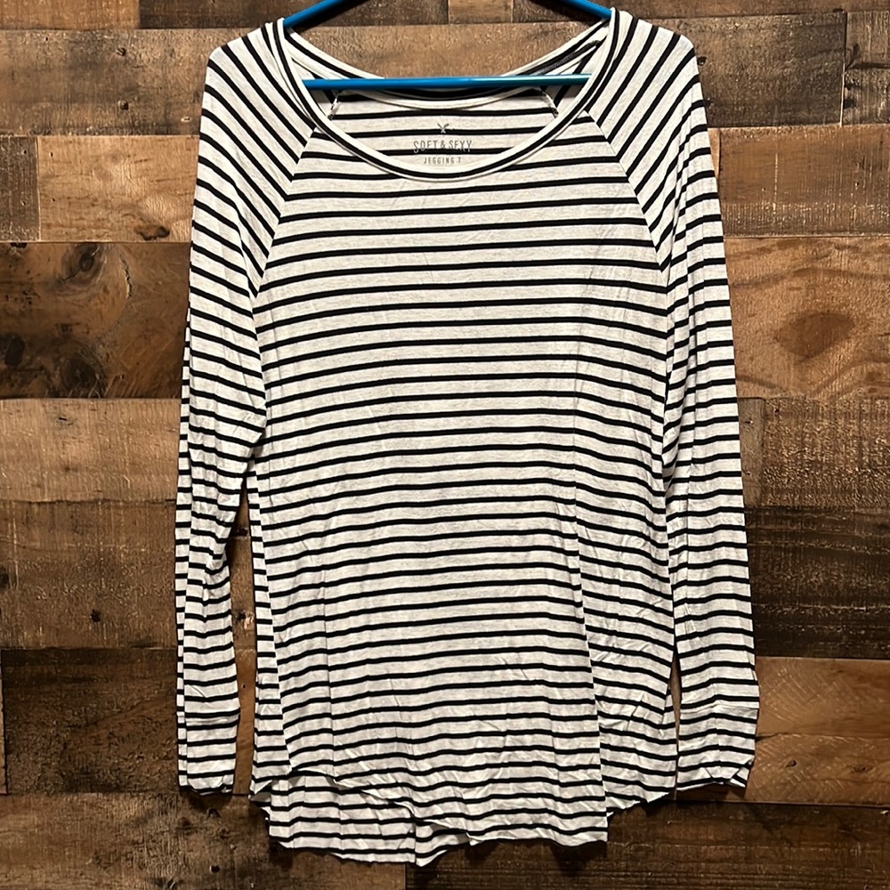 American Eagle Soft and Sexy Tee